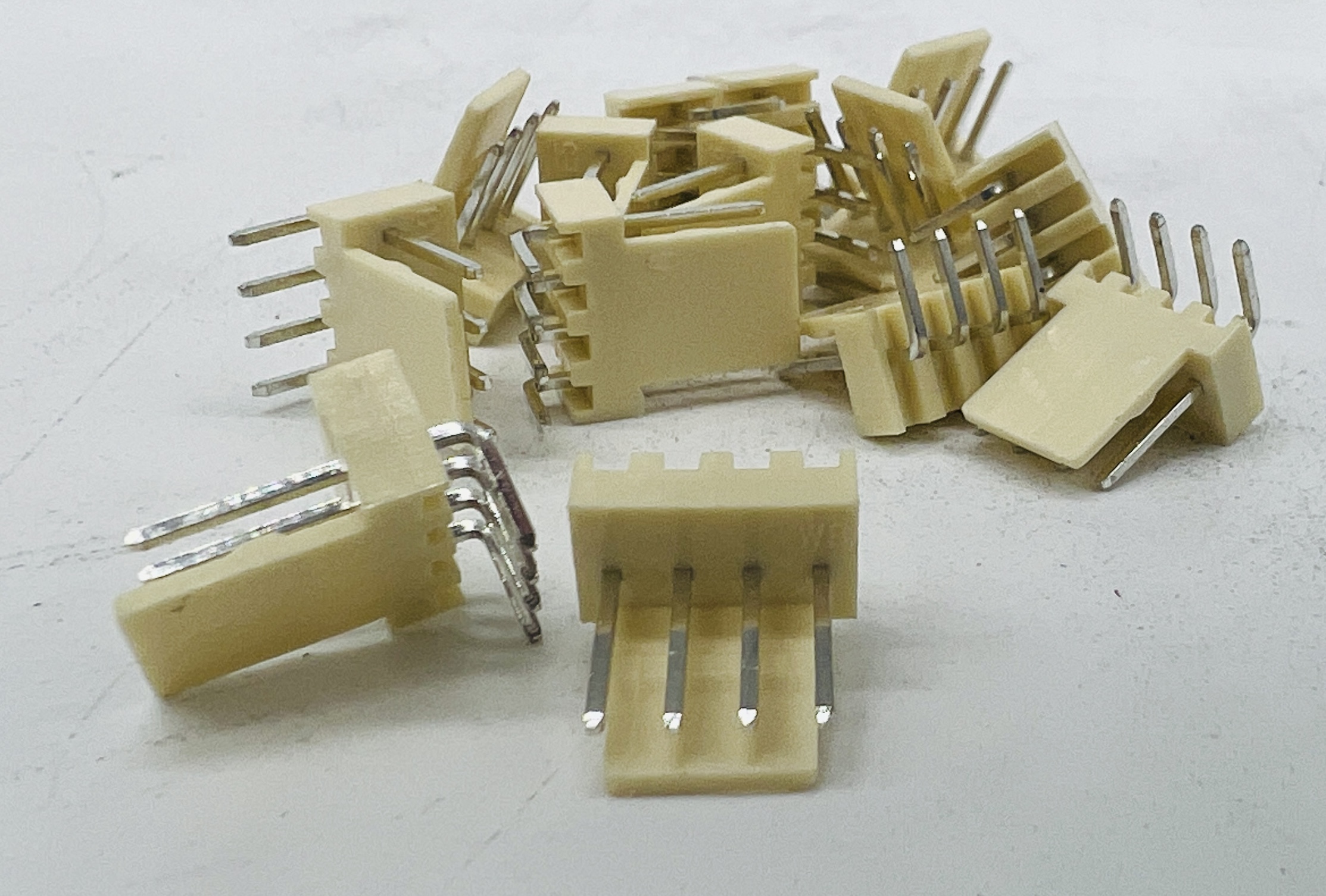 Вилка 4 Pin на КУЛЕР ( "Г" образный)