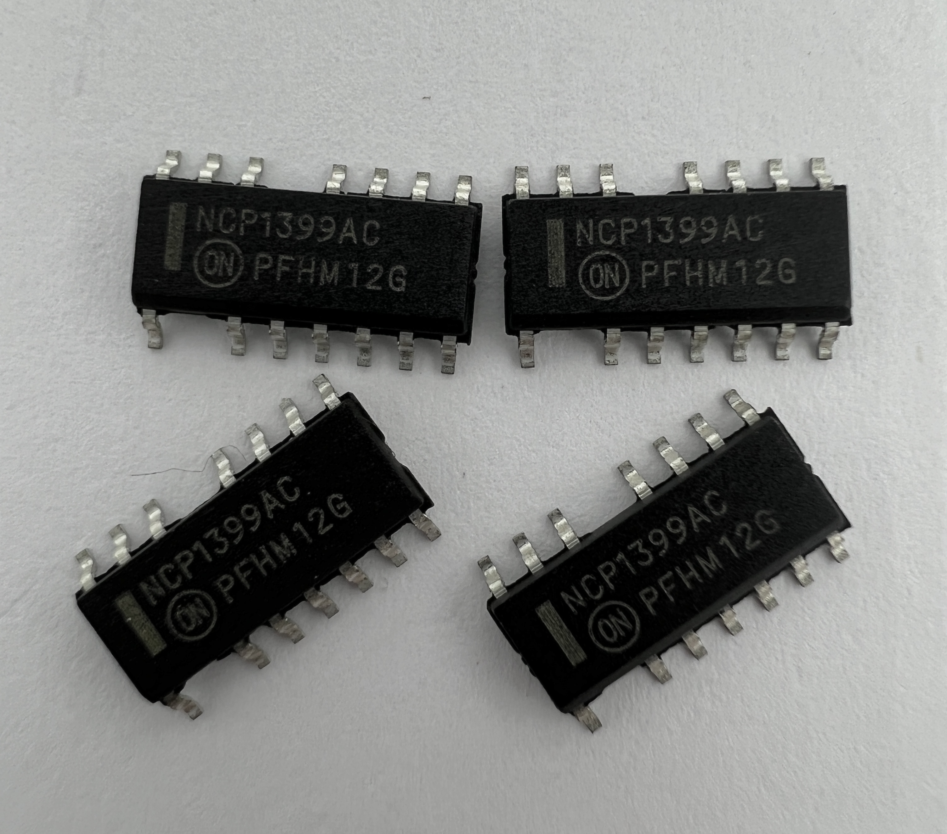Микросхема NCP1399AC (SOIC-16)