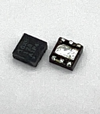 Линейный стабилизатор напряжения 1GXH128