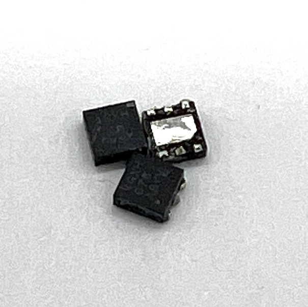 Cтабилизатор напряжения 1GXH078