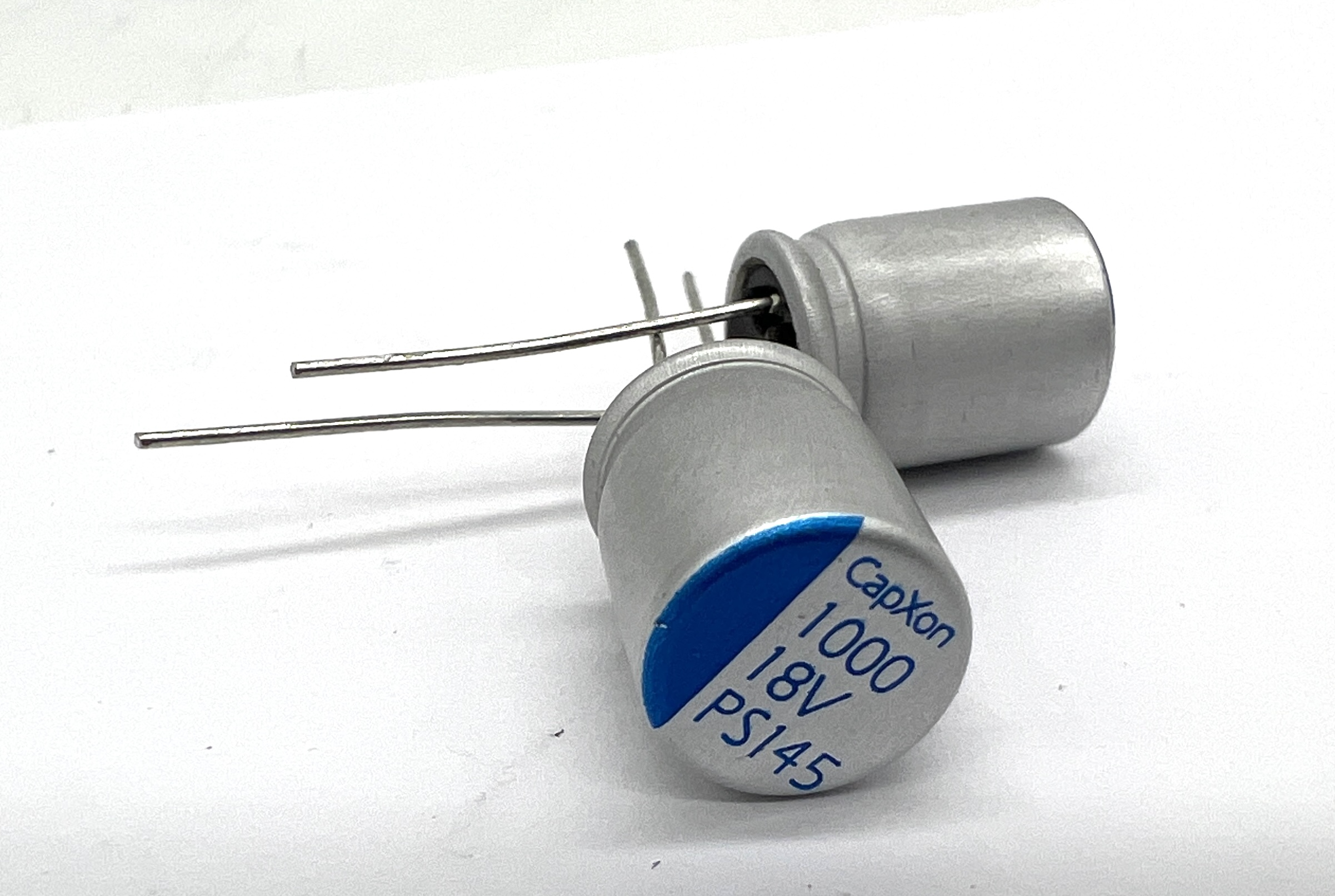 Конденсатор 18 В 1000mF 10x12 PS145