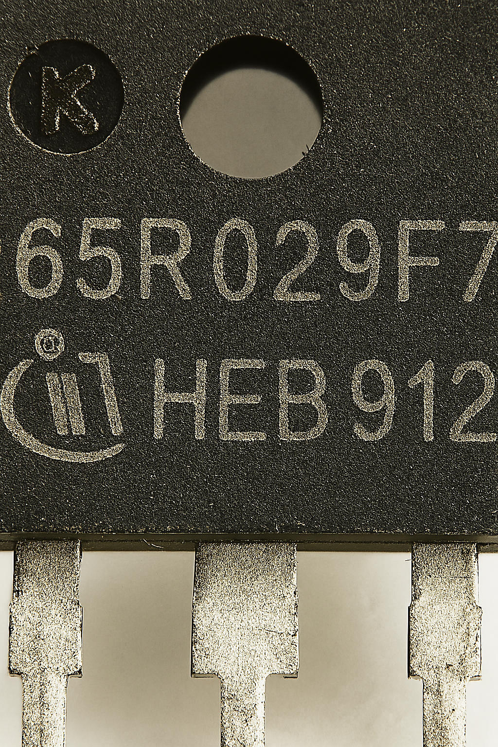 Транзистор IPW65R029F7 (TO-247) 650 В, 69 А
