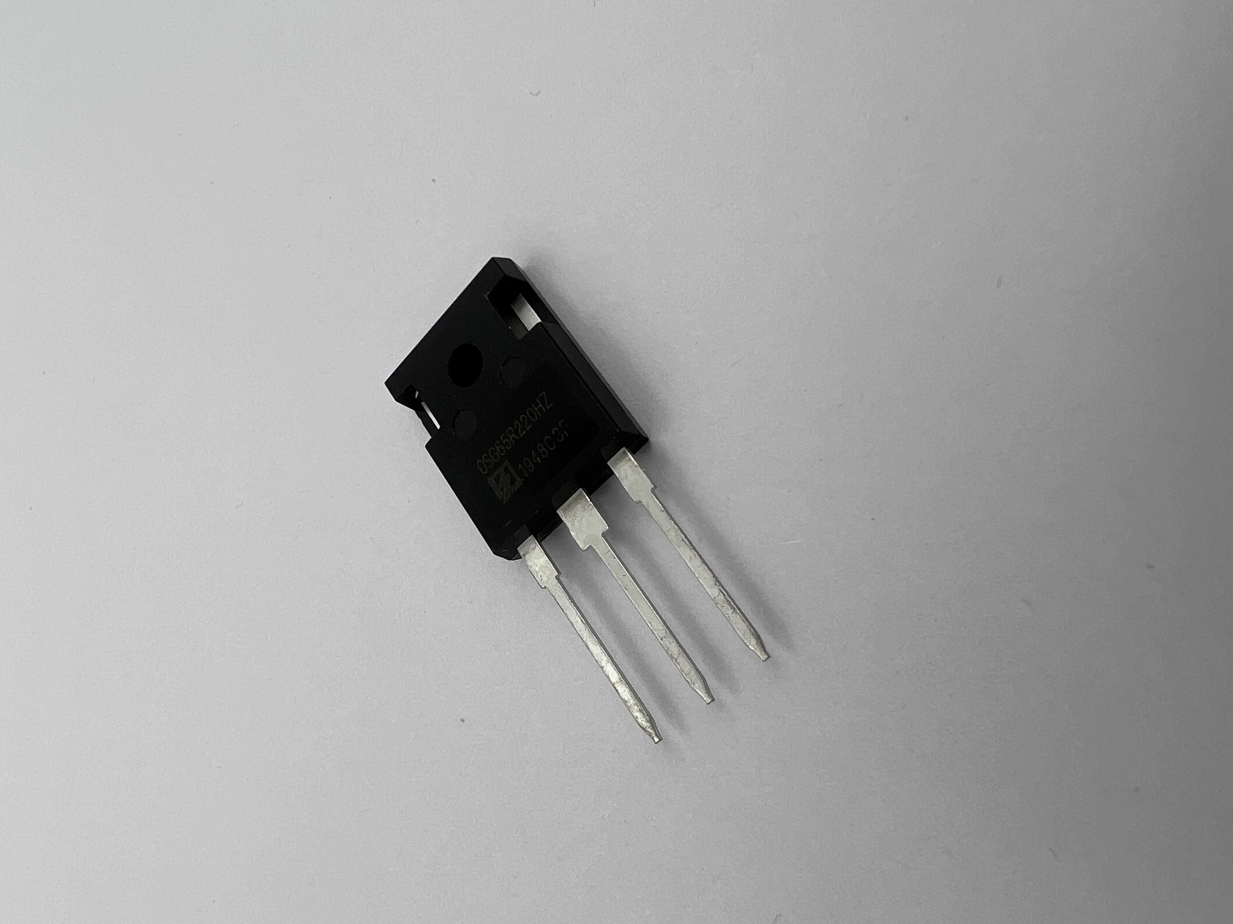 Транзистор OSG65R220HZF (TO-247)