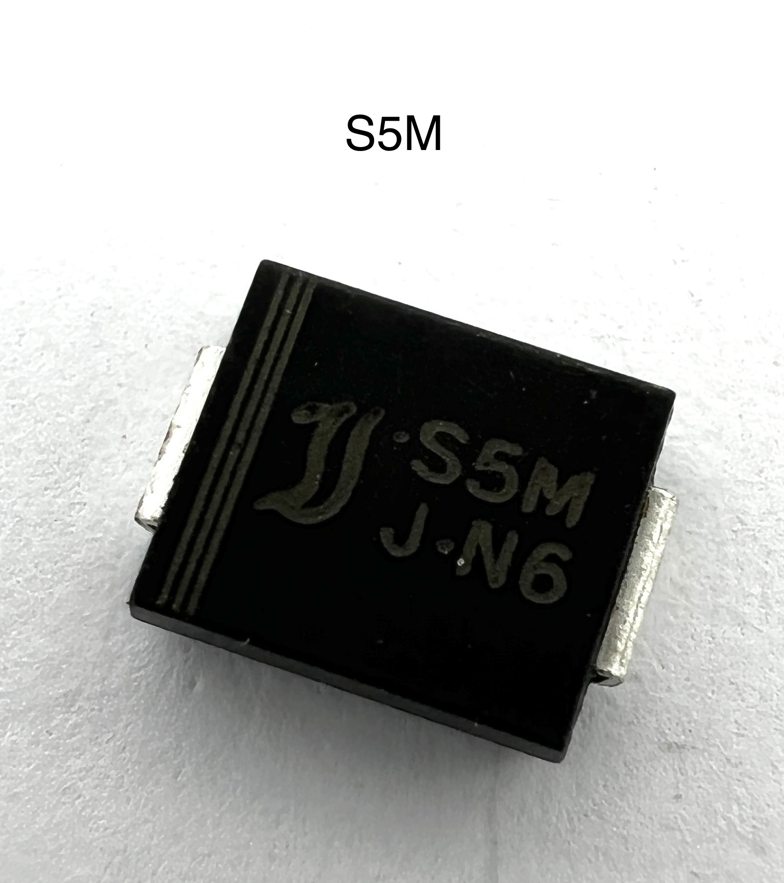 Диод S5M (DO214AB) 700 В 5 А