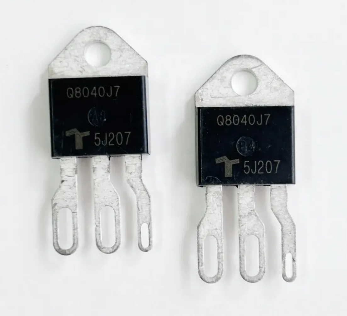 Симистр Q8040J7 (TO-218X)