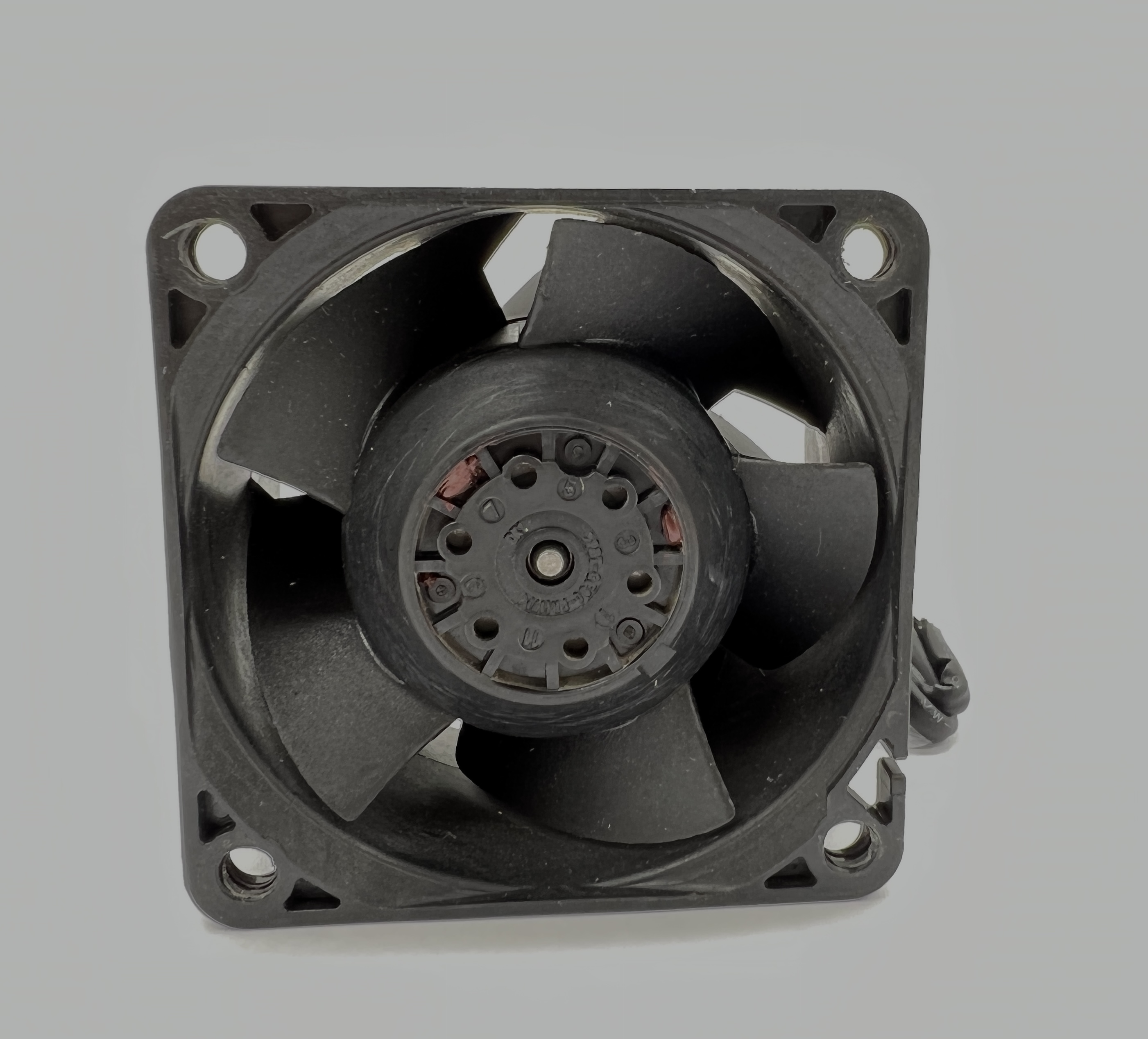 Кулер 60×60×38 мм, Nidec UltraFlo, model: V60E12BS2CB5-08, 2pin, 12Vdc, 2,5 А Original