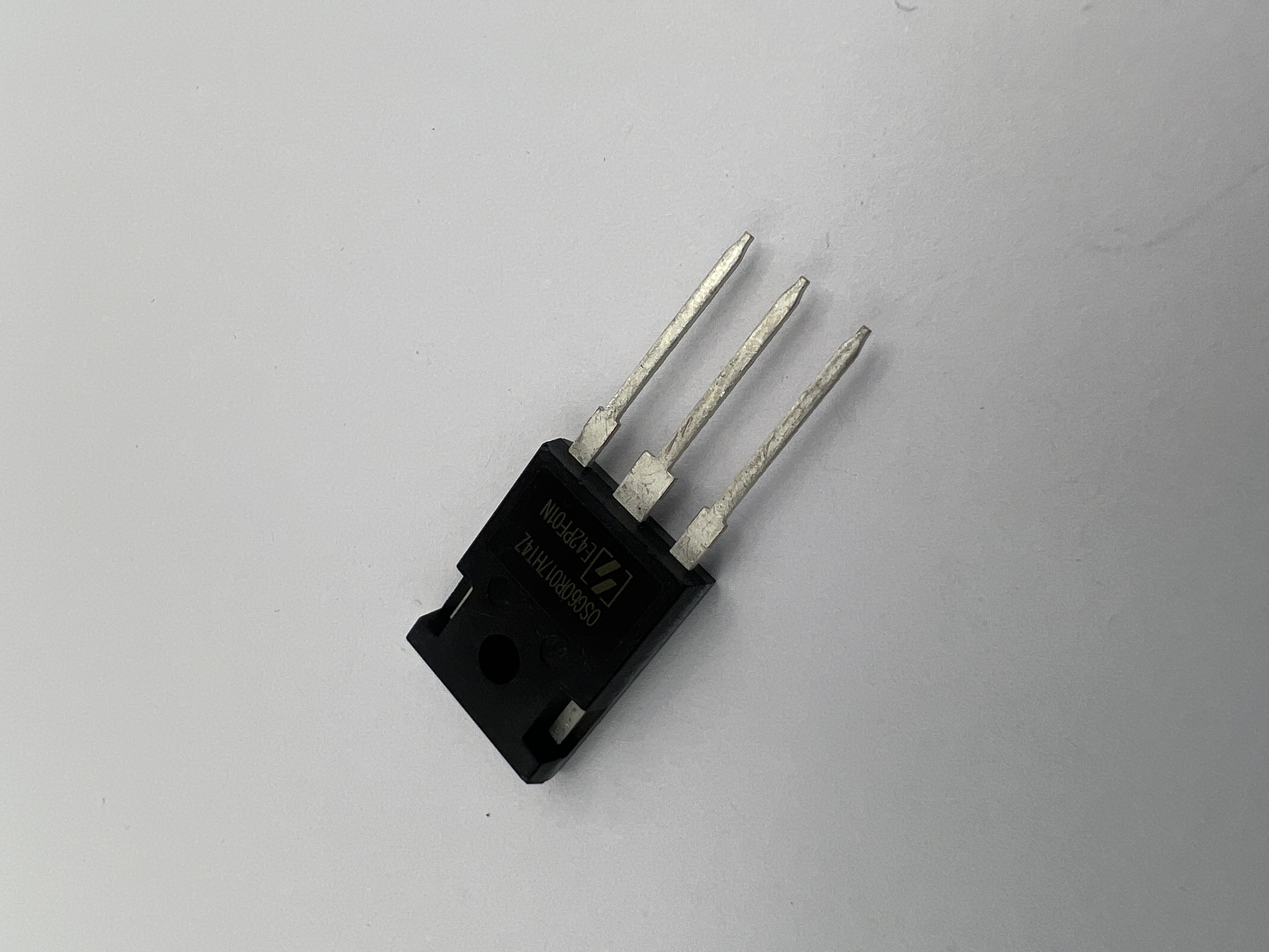 Транзистор OSG60R017HT4Z (TO-247) 600 В 116 А