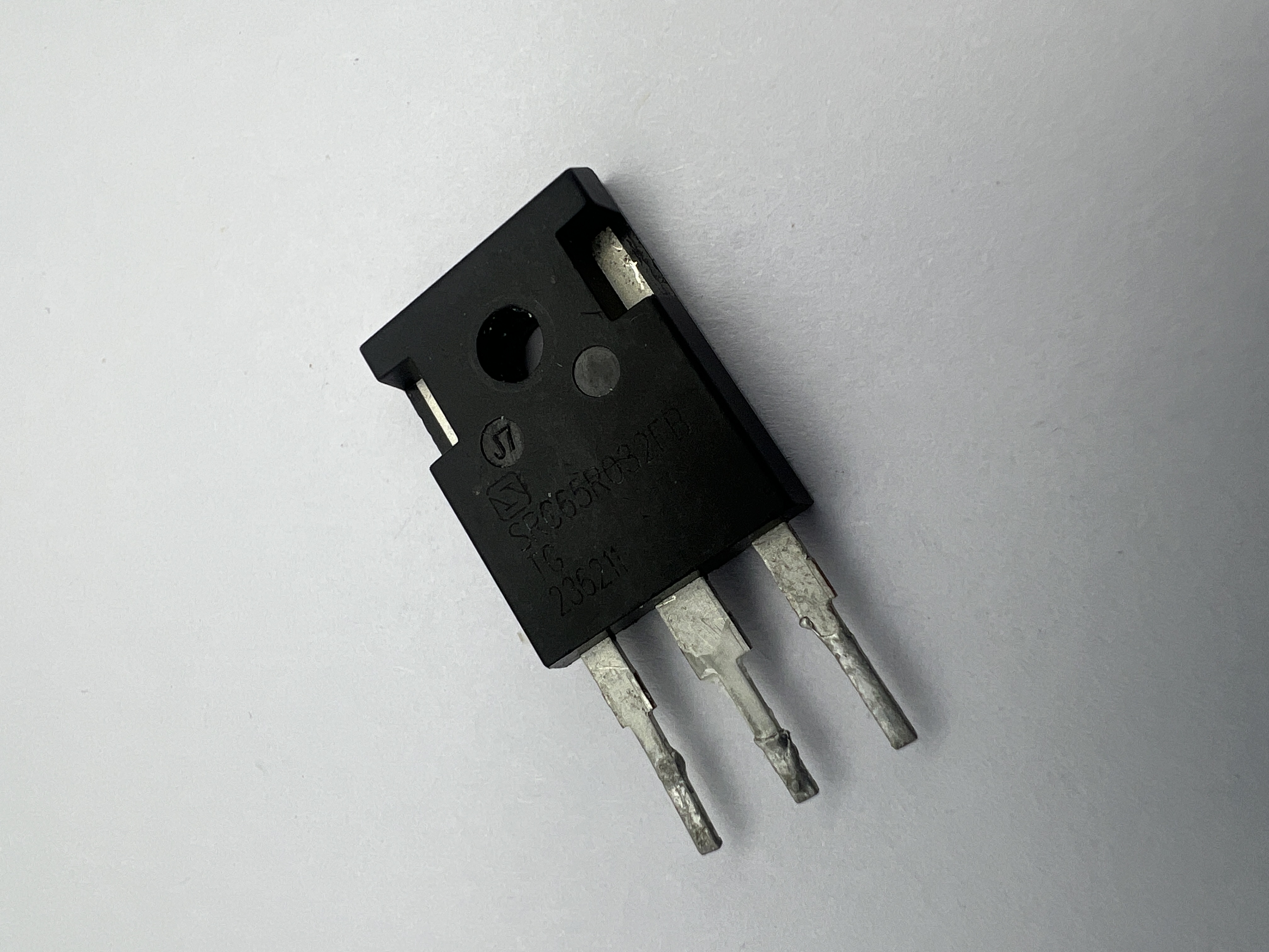 Транзистор SRC65R032FBS (TO-247) ref Original