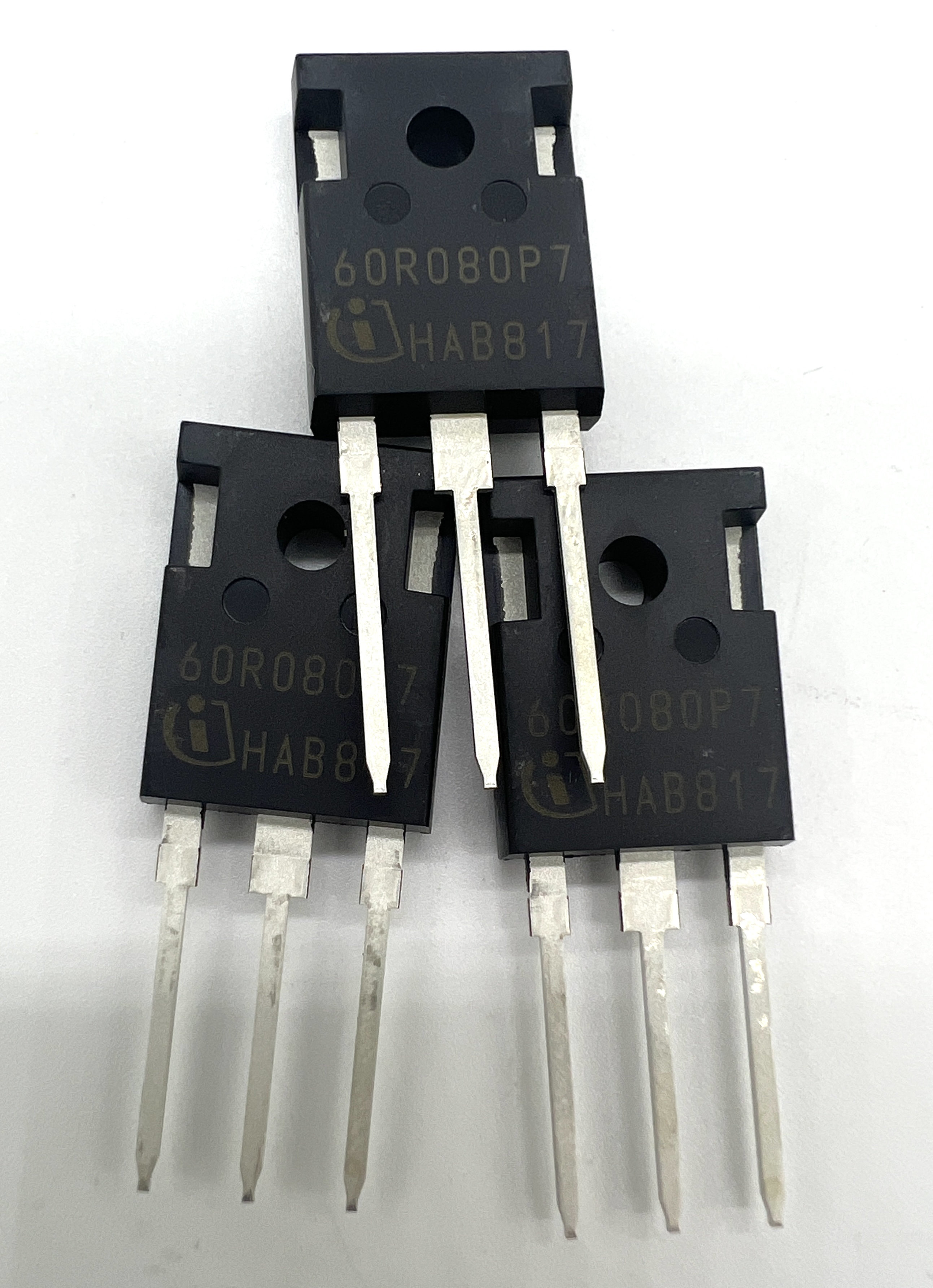 Транзистор IPW60R080P7 (TO-247) 600 В 37 А