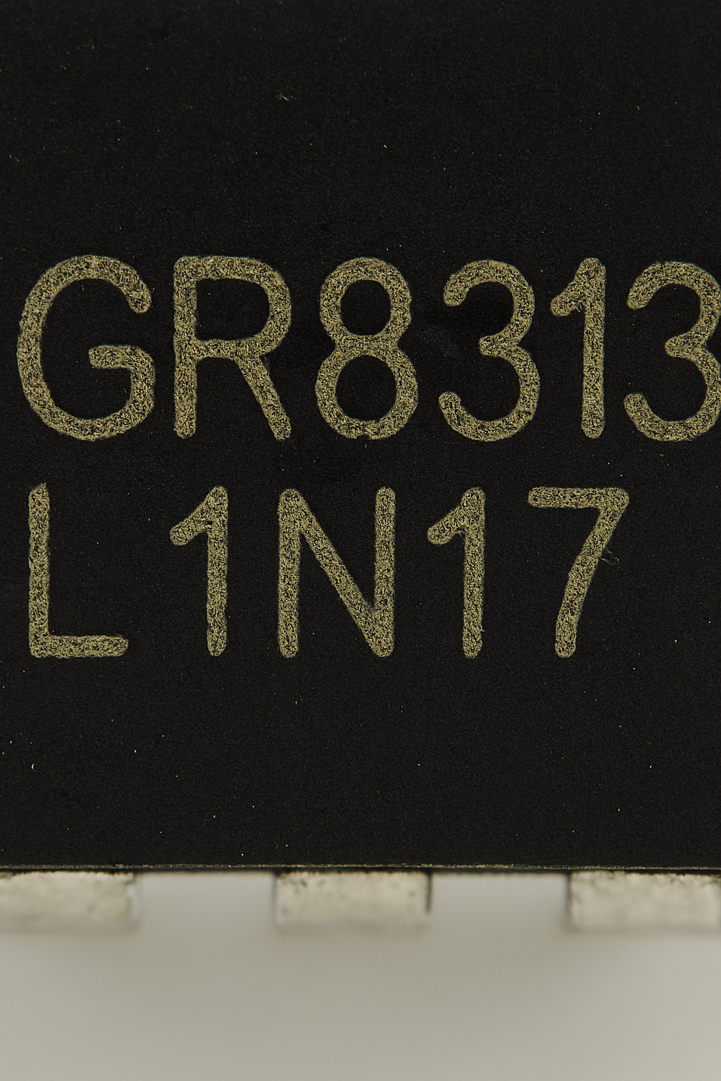 Микросхема GR8313 (DIP-8)