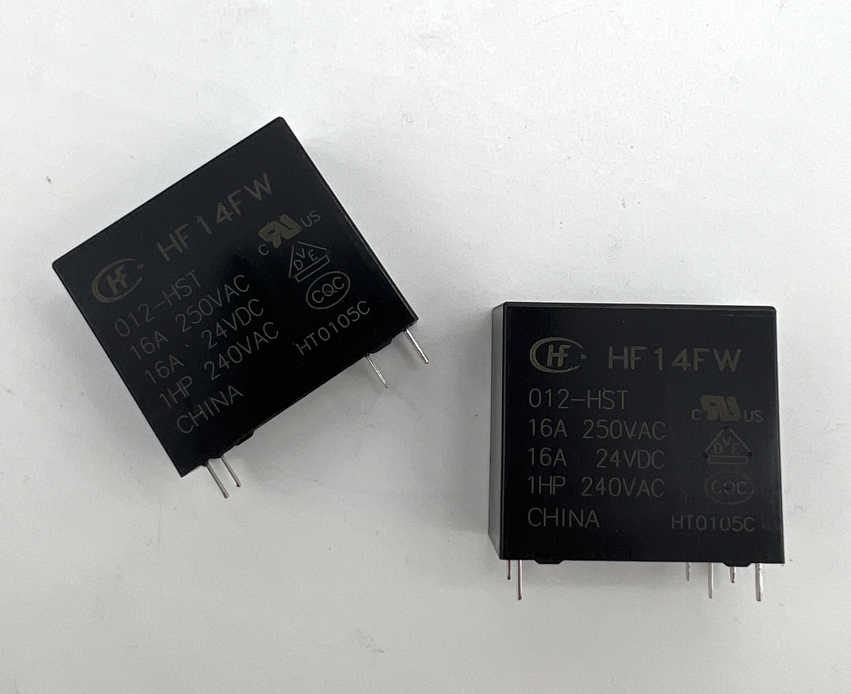 Реле HF14FW/012-HST