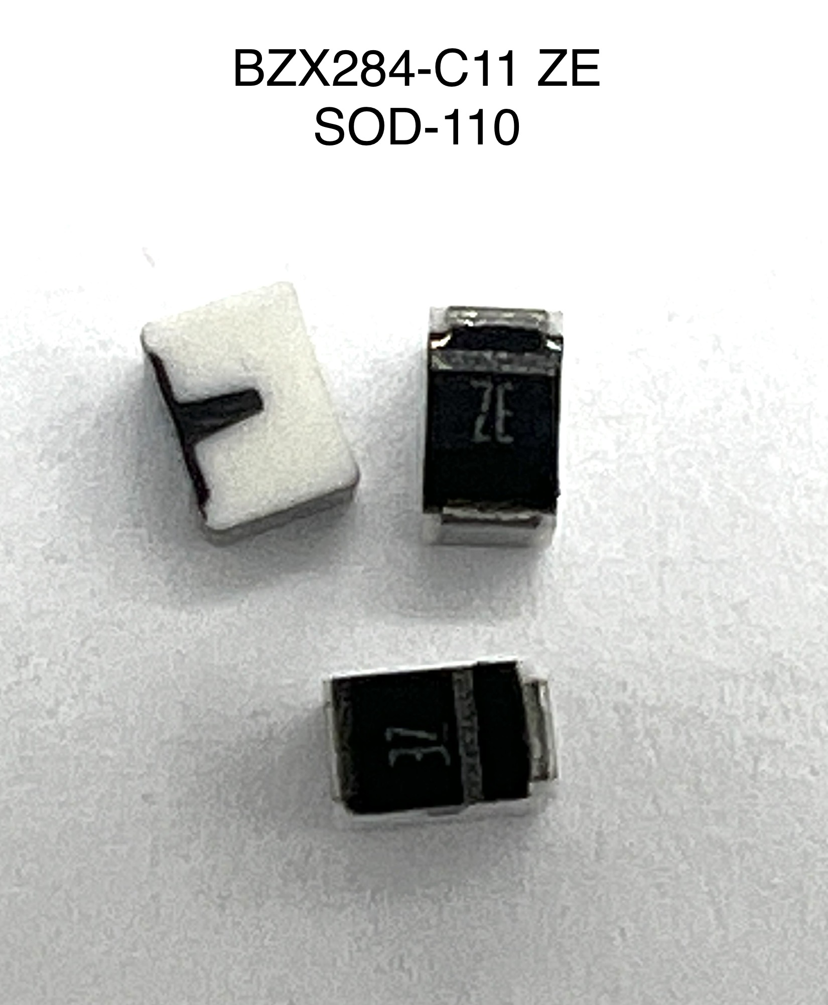 Диод BZX284-C11 (SOD-110) ZE