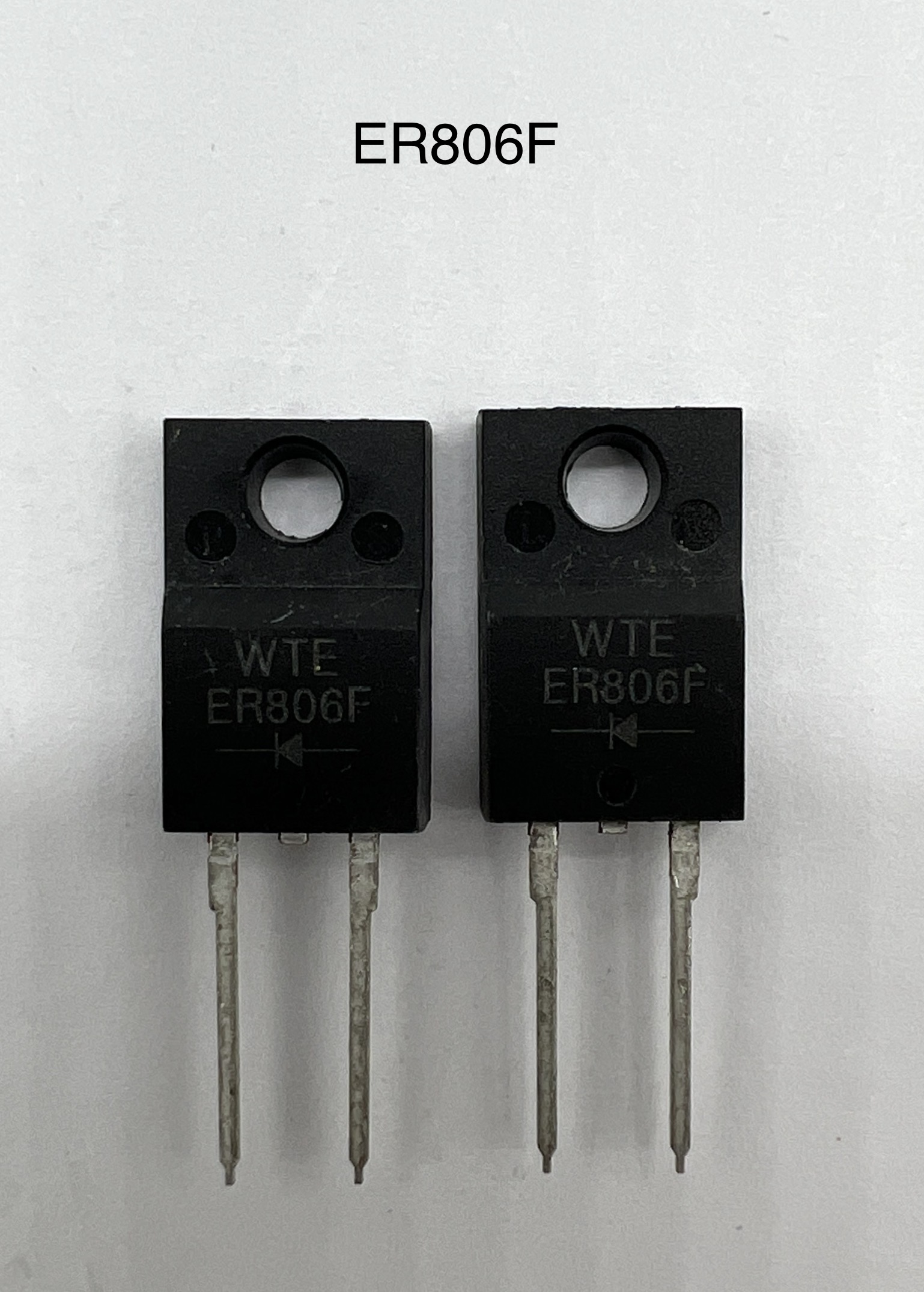 Диод ER806F (ITO-220F) 600 В 8 А