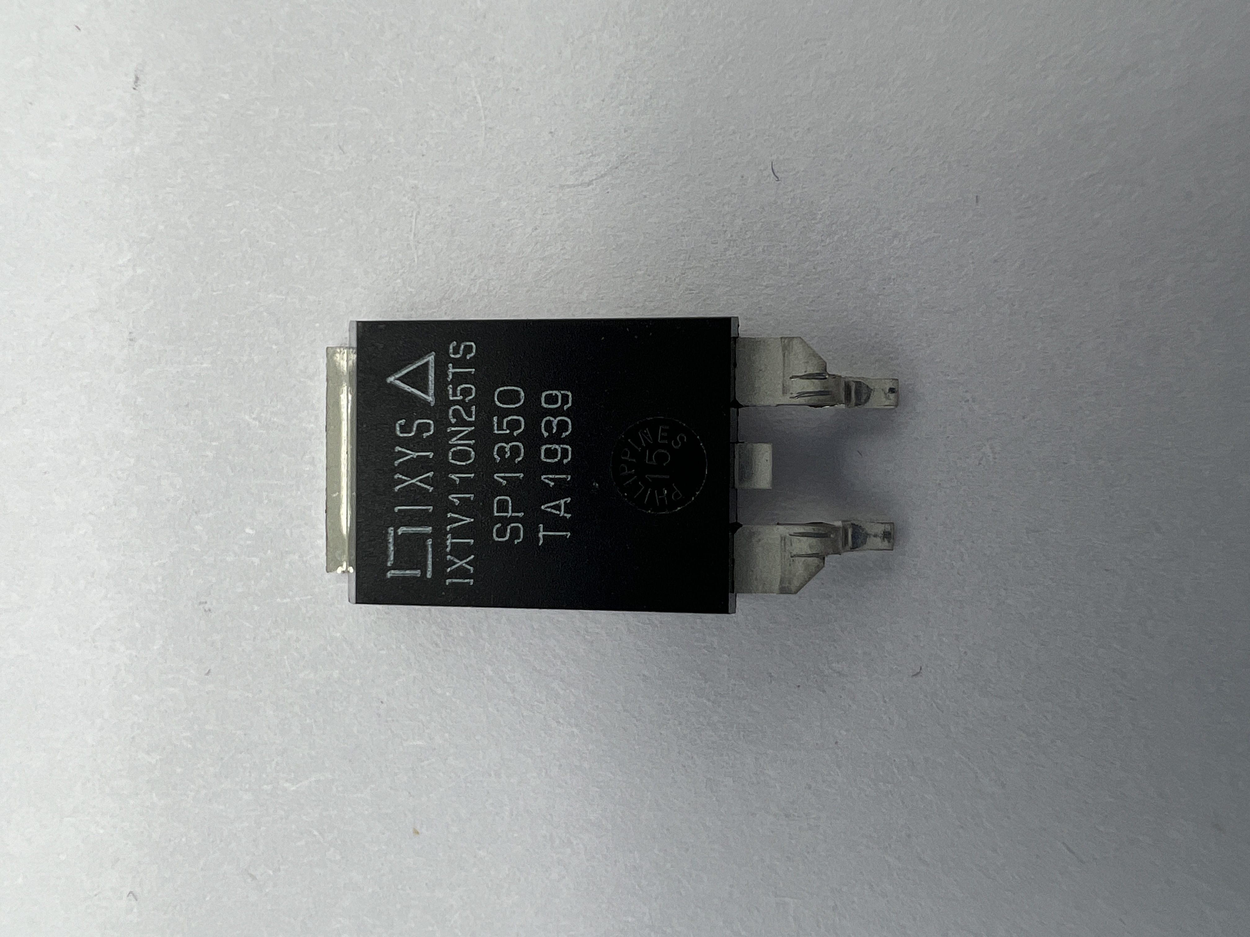 Транзистор IXTV110N25TS (PLUS-220)