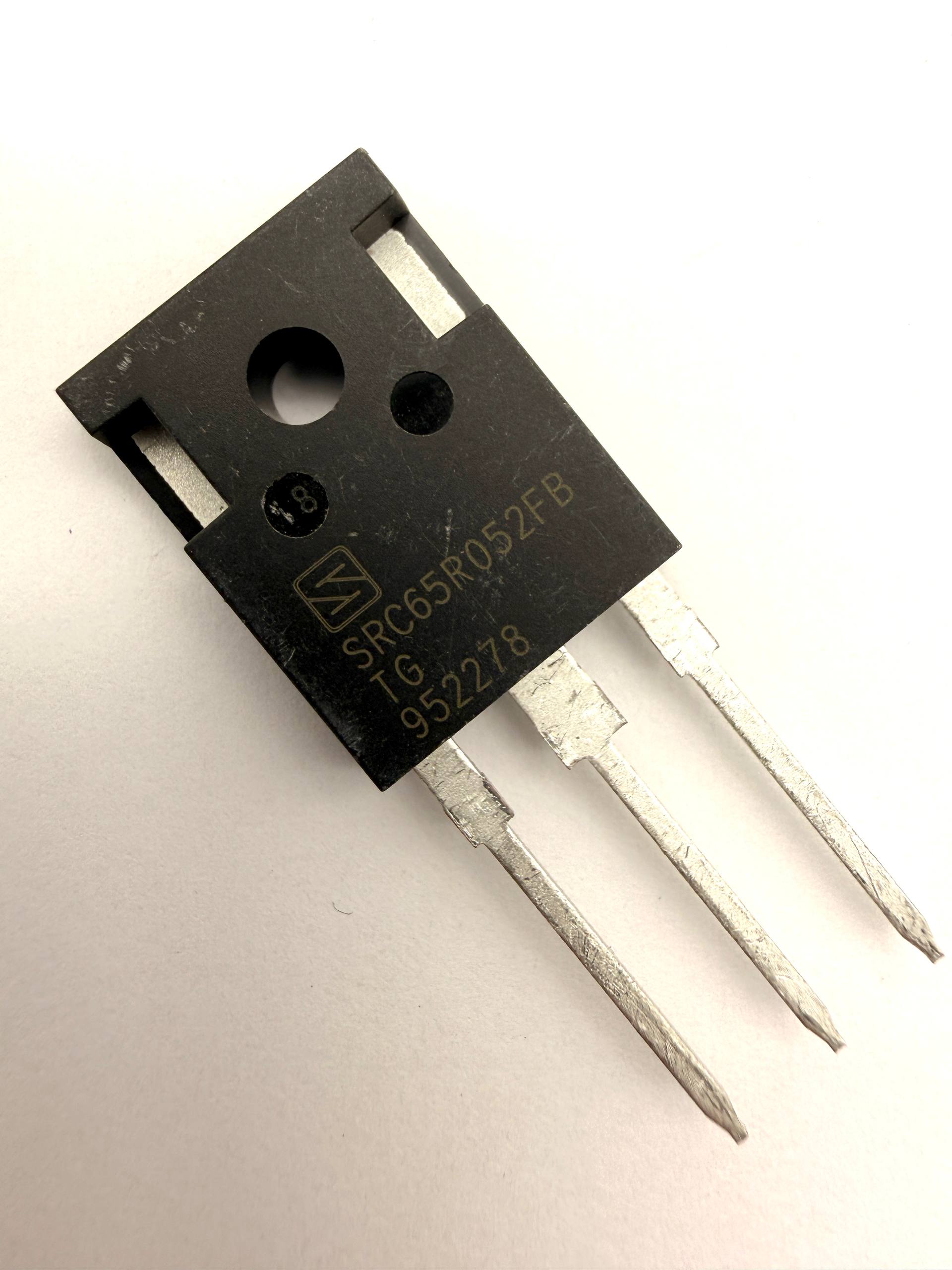 Транзистор SRC65R052FB (ТО-247), 650 В, 64.8 А
