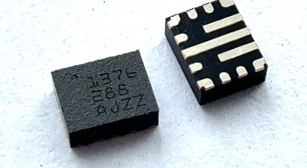 Микросхема TPS61376RYHR (VQFN-13) 1376