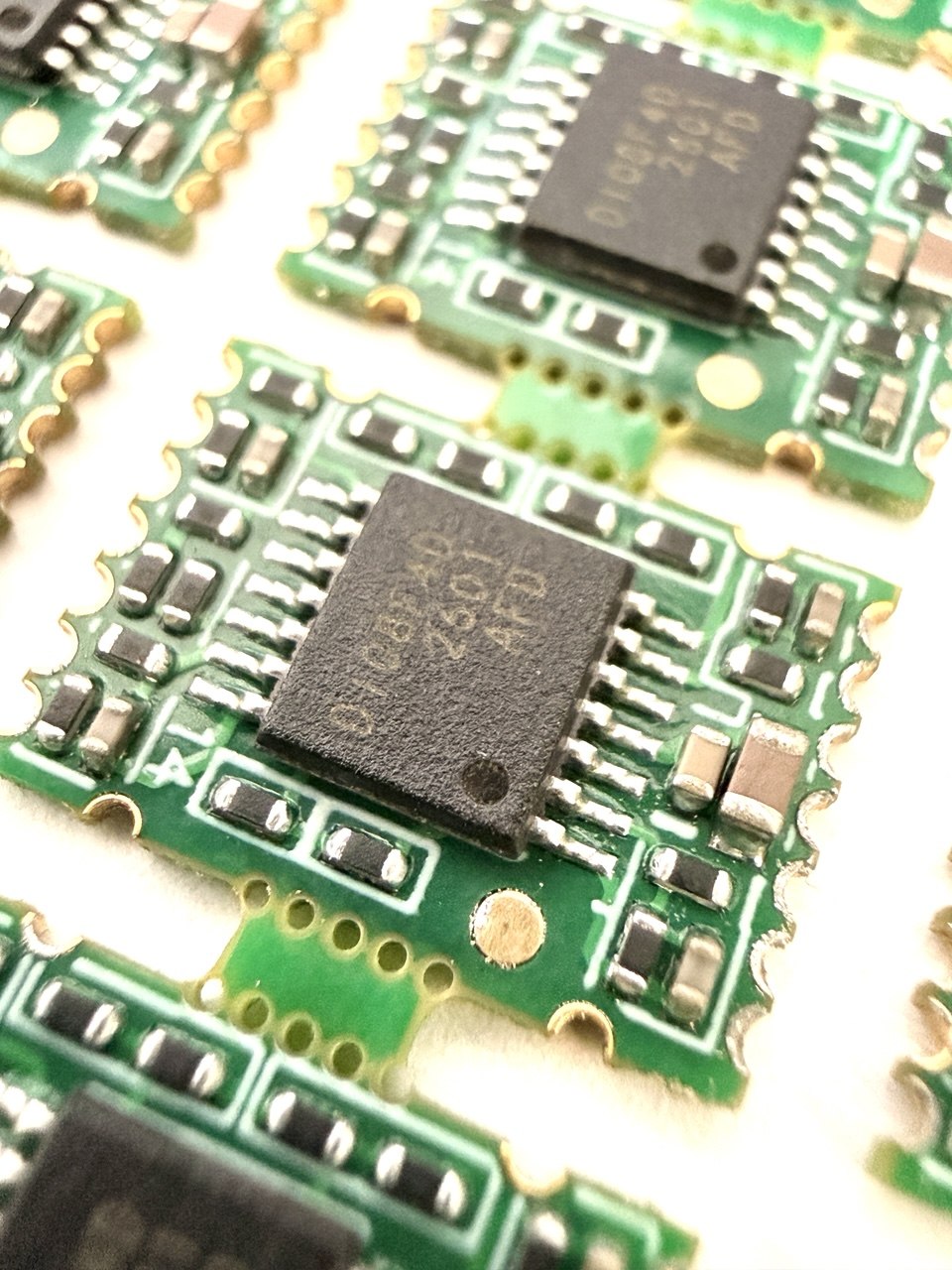 Бустер DIO8F4D 2506 конвектор сигналов