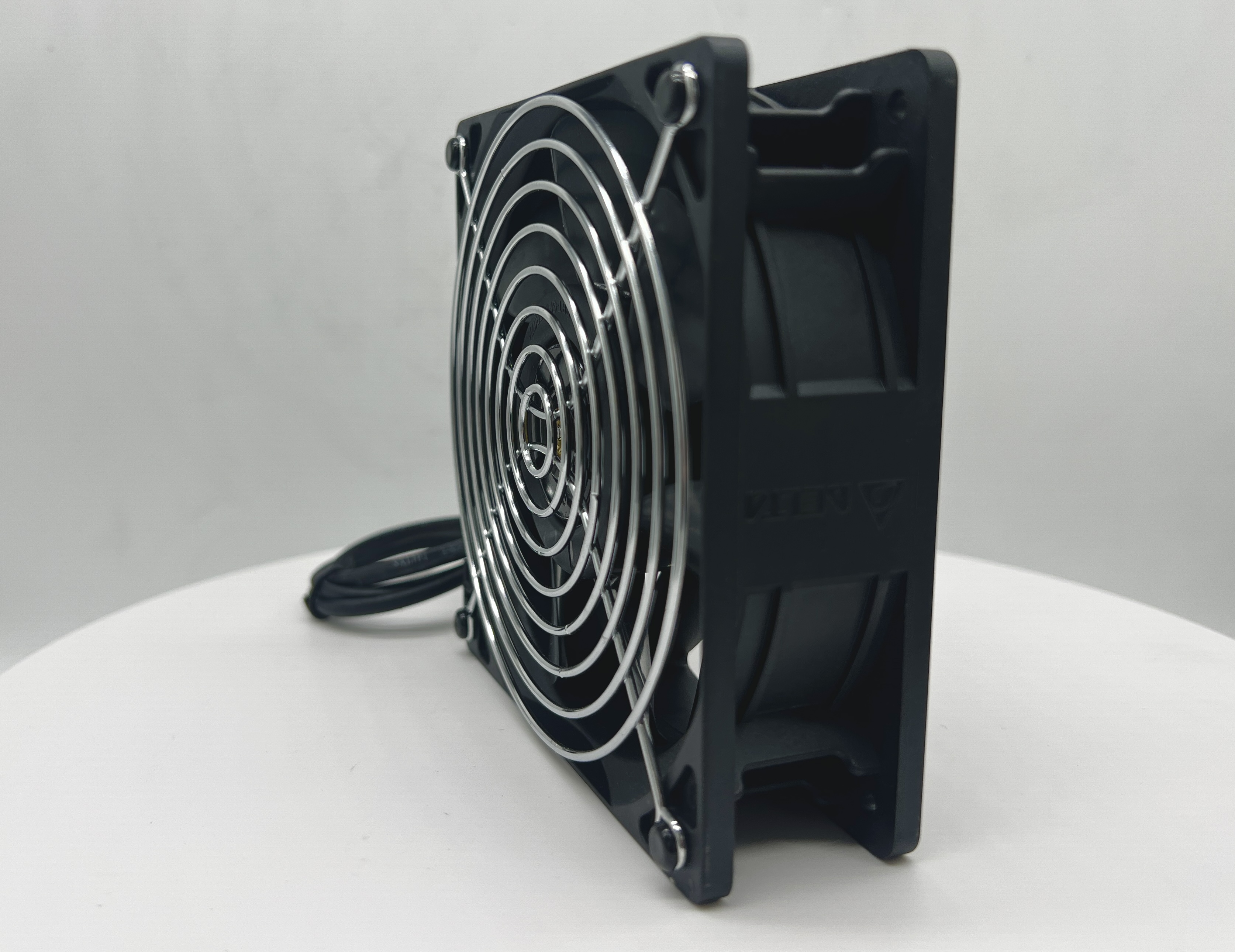 Кулер 120×120×38 мм, 7000 об., 12 В, 2,7 А, 4 pin, Mod: QFR1212GHE Delta, Original