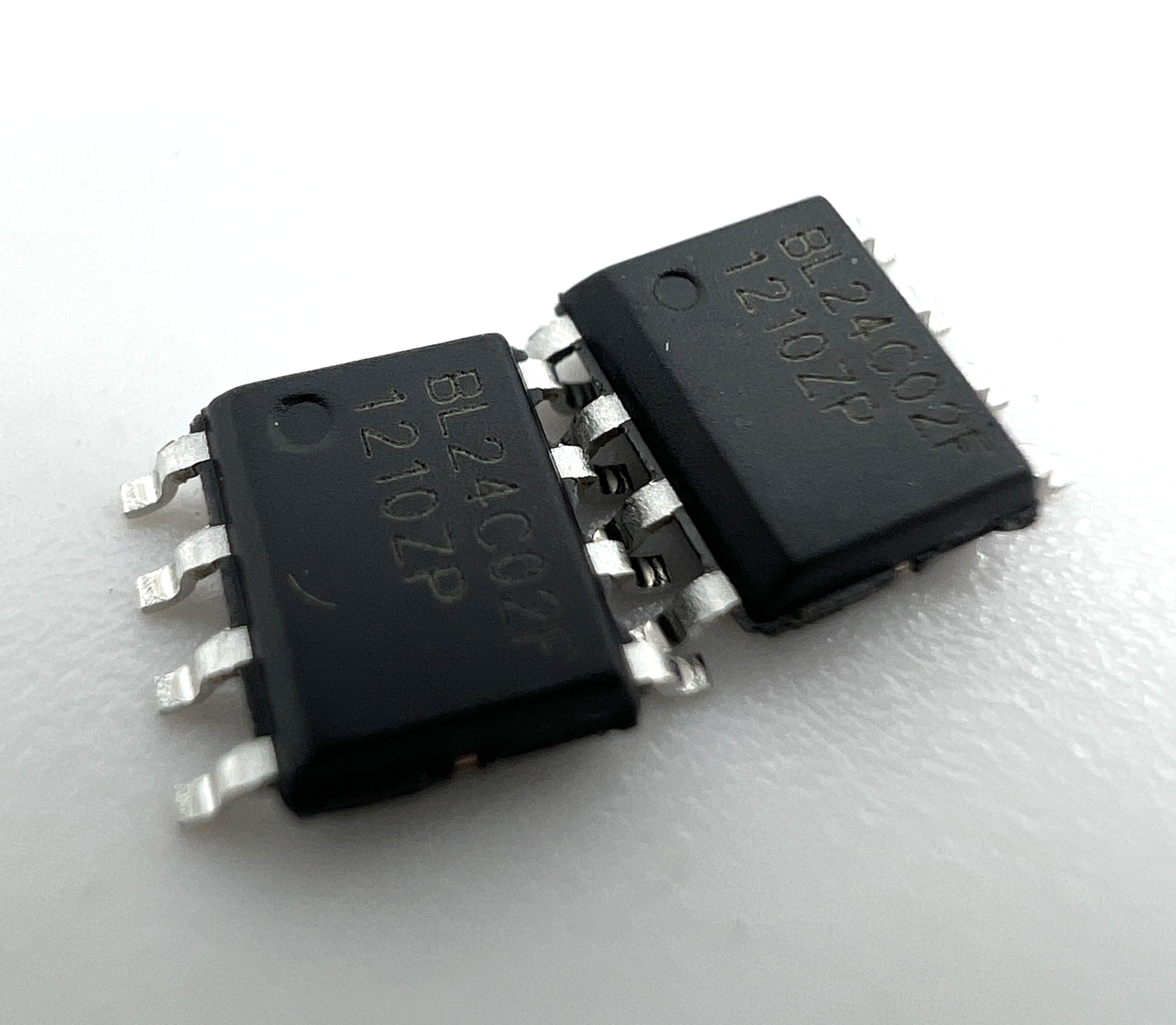 Микросхема BL24C02F (SOP-8)