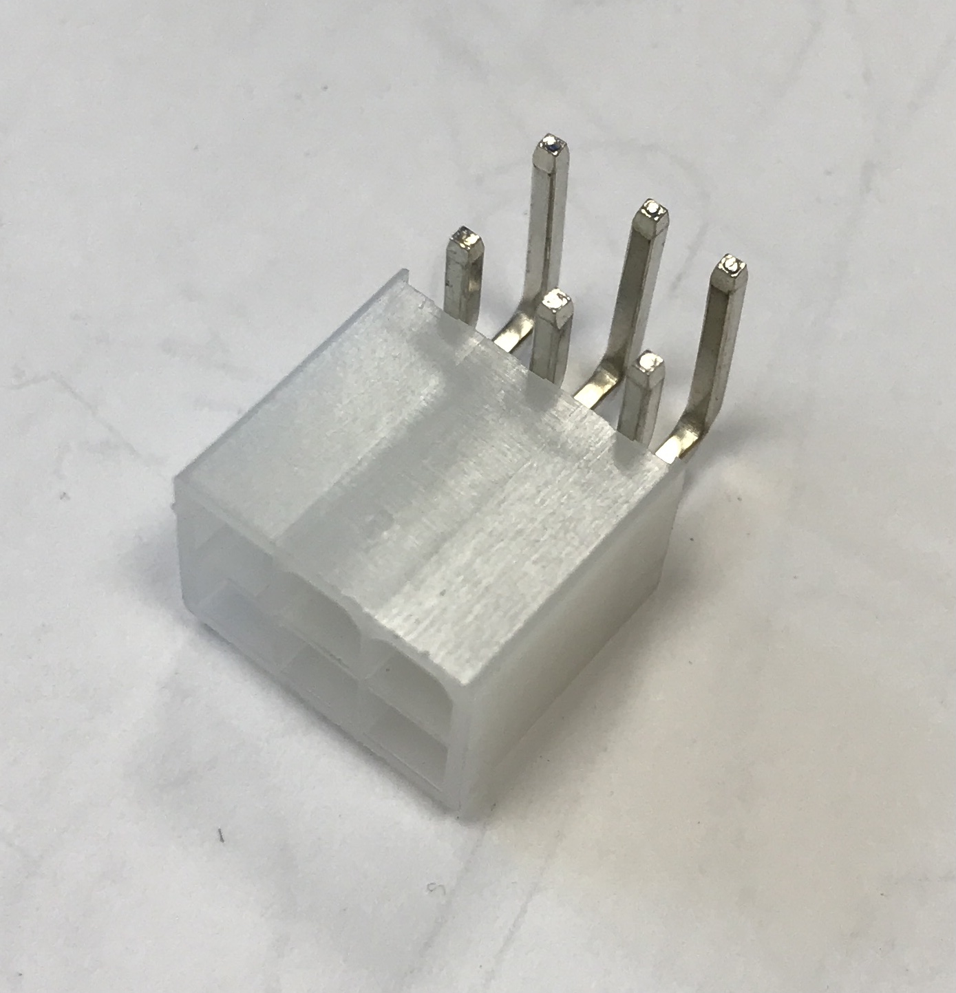 Вилка на плату угловая 4.2мм 6pin