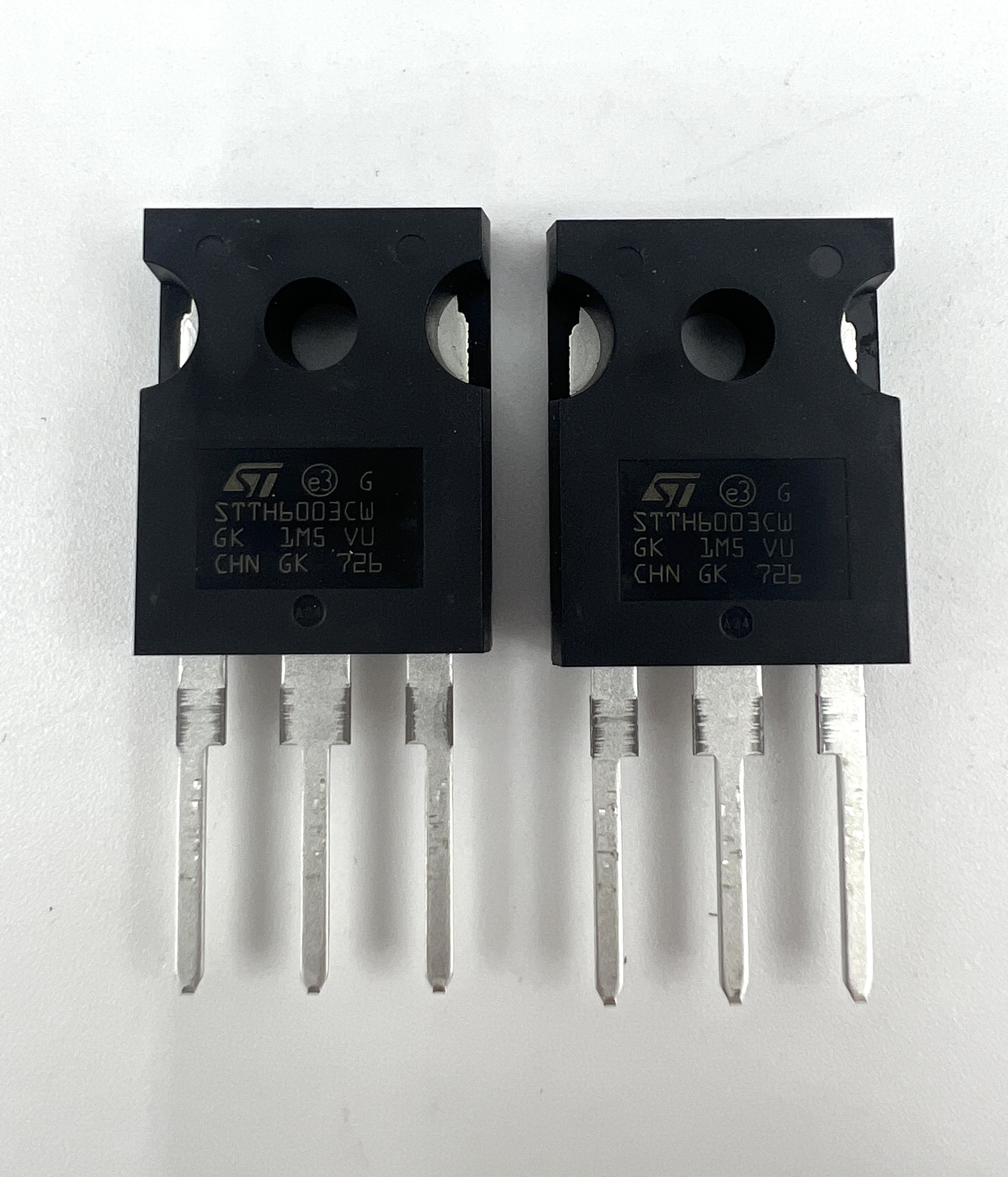 Диод STTH6003CW (TO-247)