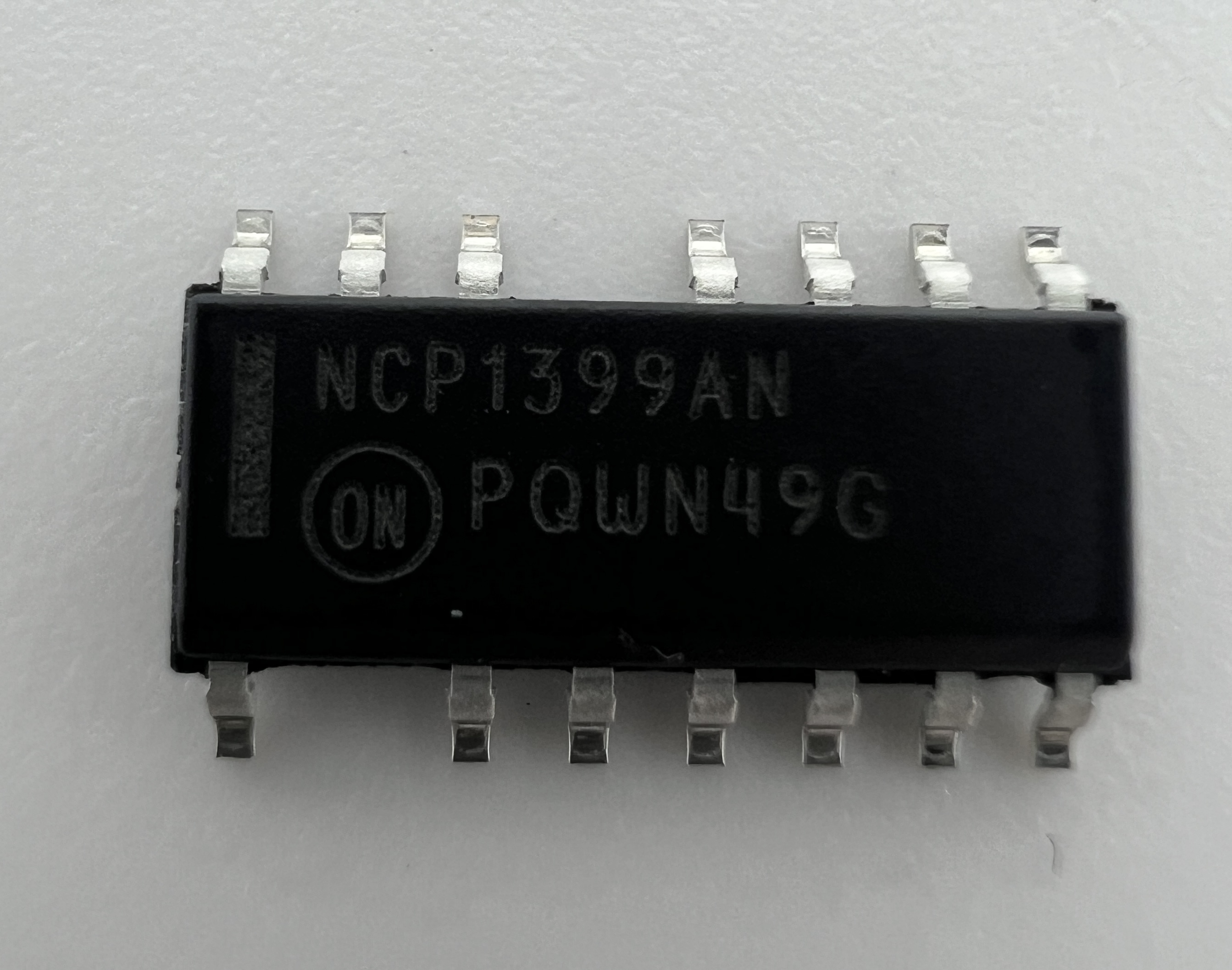 Микросхема NCP1399AN (SOIC-16)