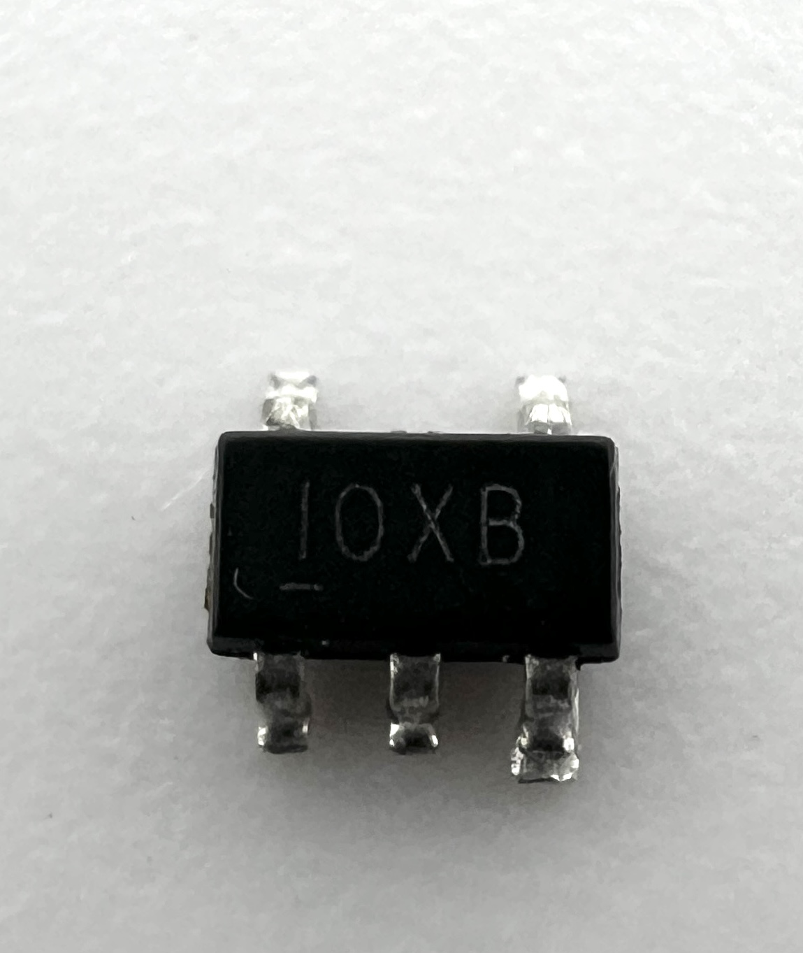 Стабилизатор IOXB (SOT23-5)