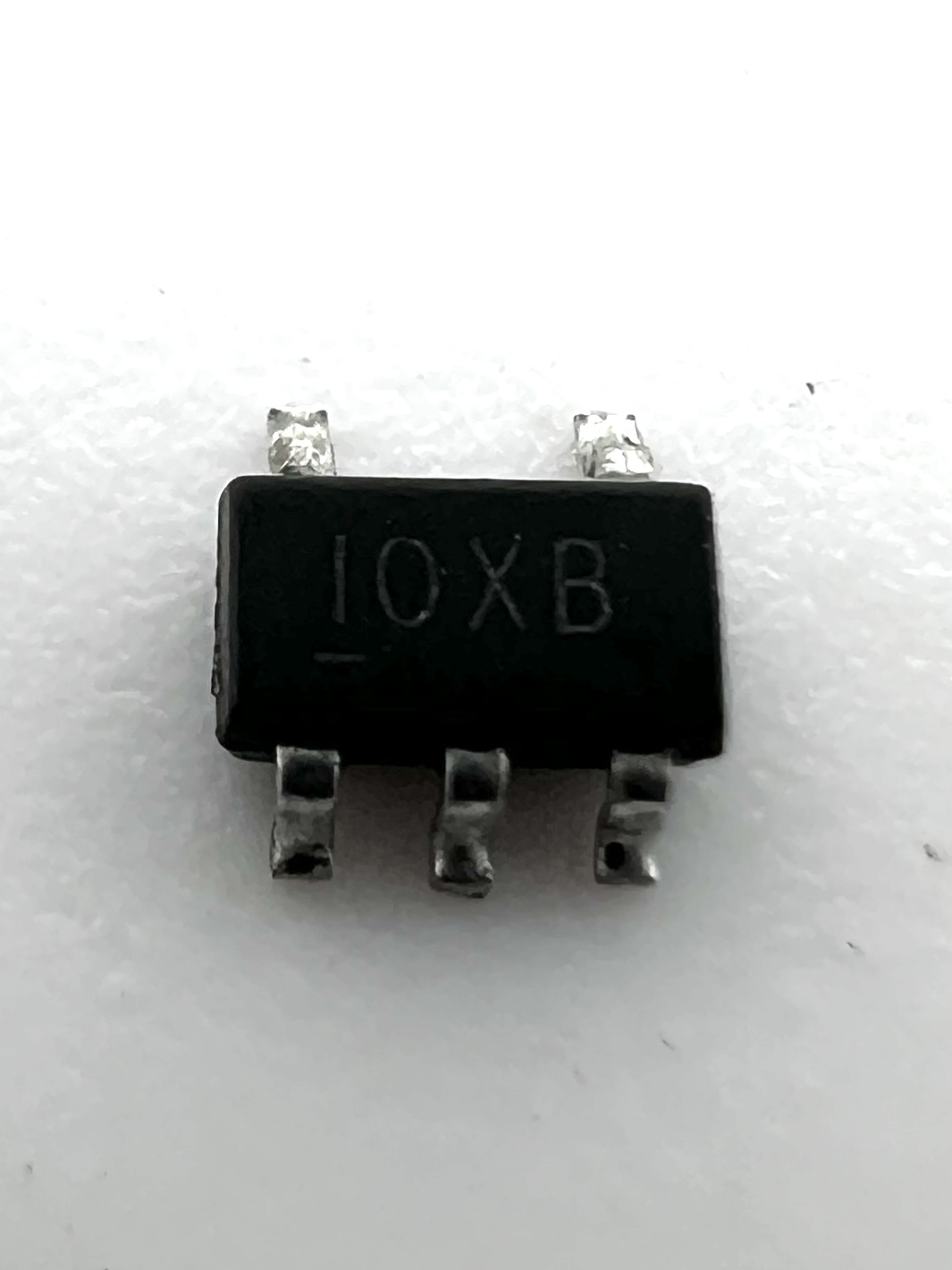 Стабилизатор IOXB (SOT23-5)