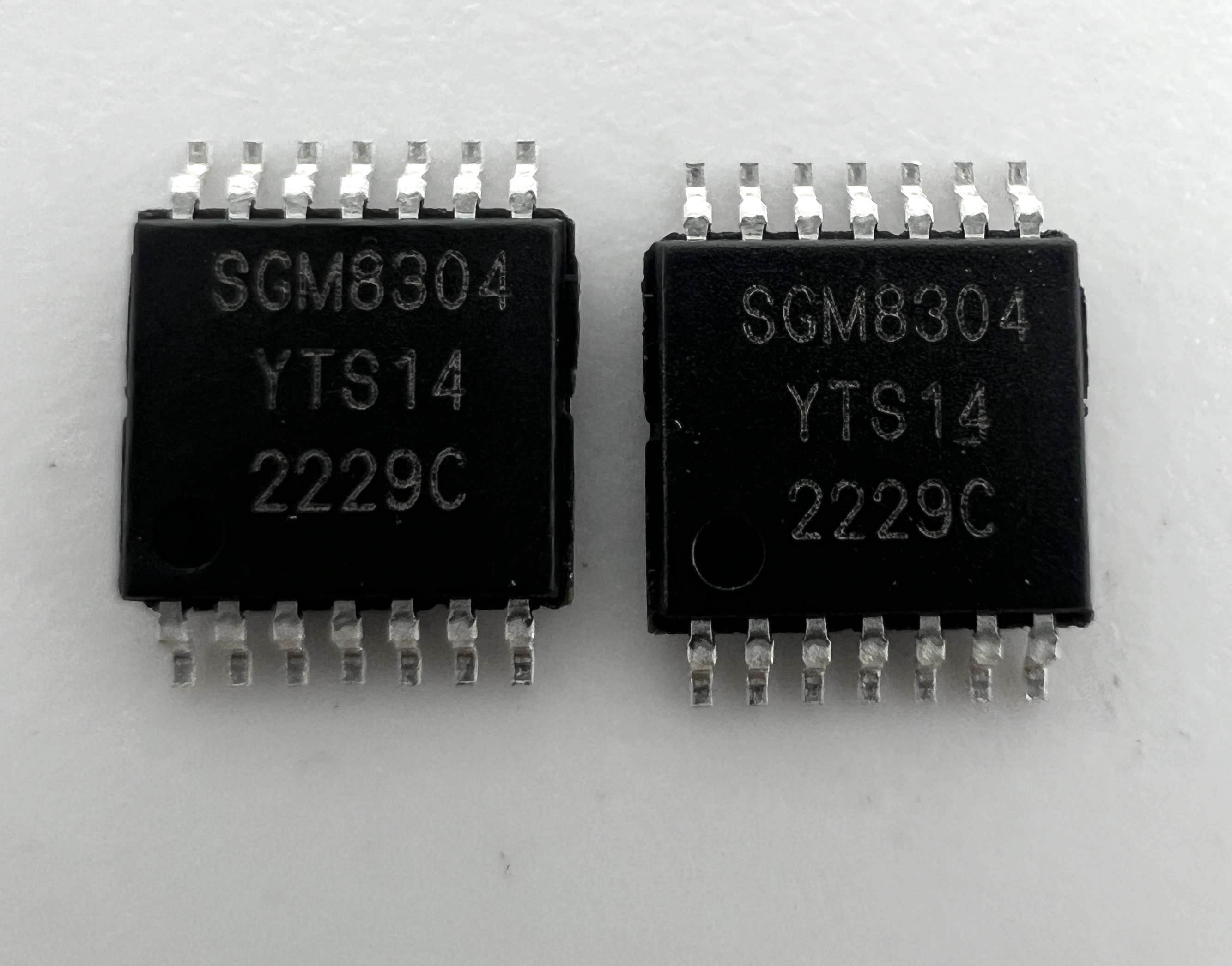 Микросхема SGM8304YTS14G/TR (TSSOP-14)