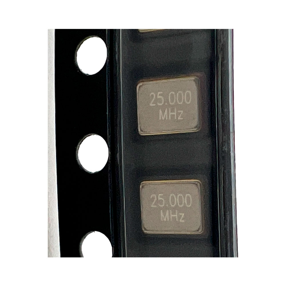 Кварцевый генератор SJK-7U-25.000-12-30-40-B-50 25 МГц SMD03225C4 Активный