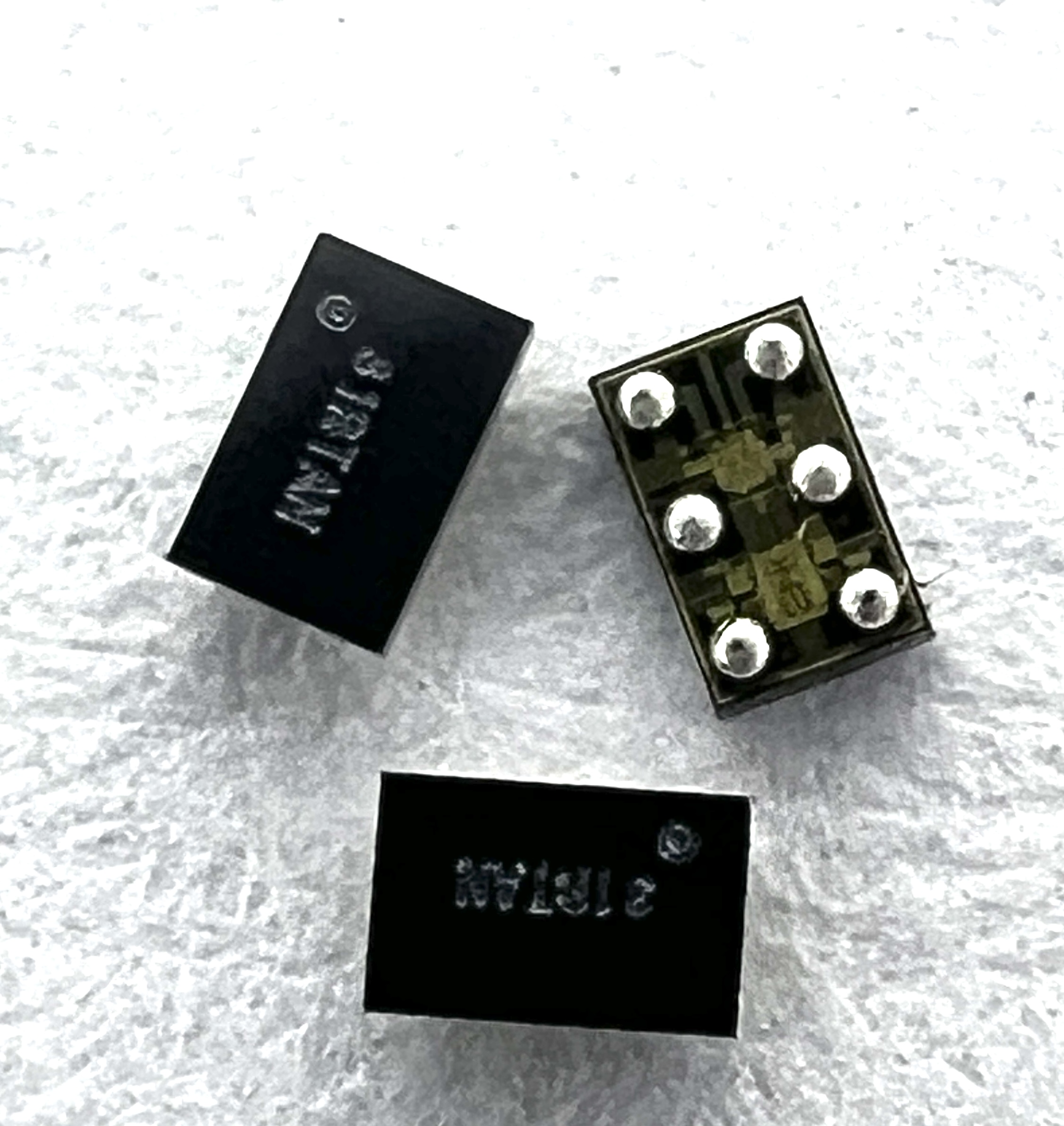 Микросхема SN74LVC1T45YZPR (DSBGA6) xxTEx