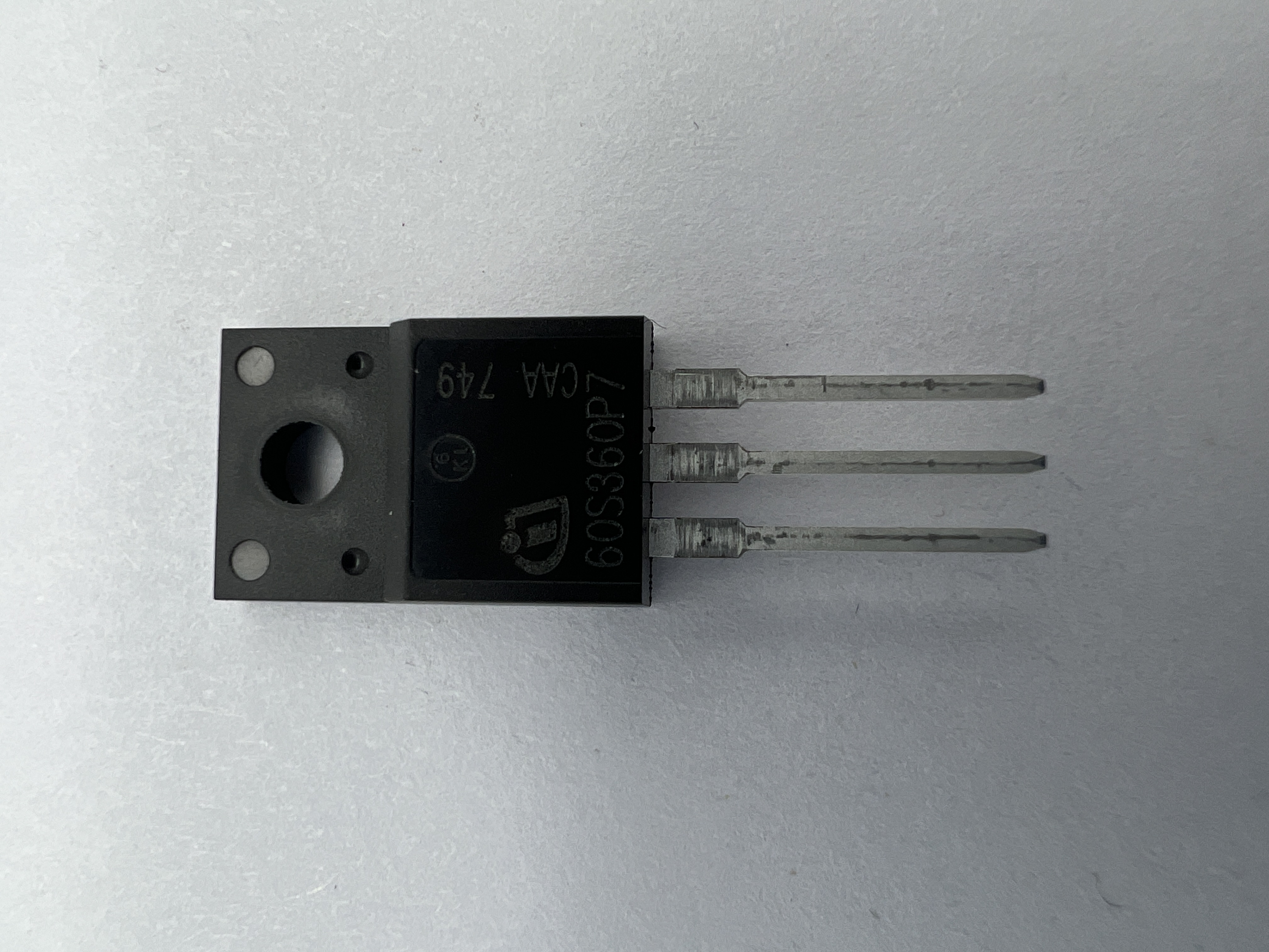 Транзистор IPA60R360P7 (TO-220F) 60S360P7