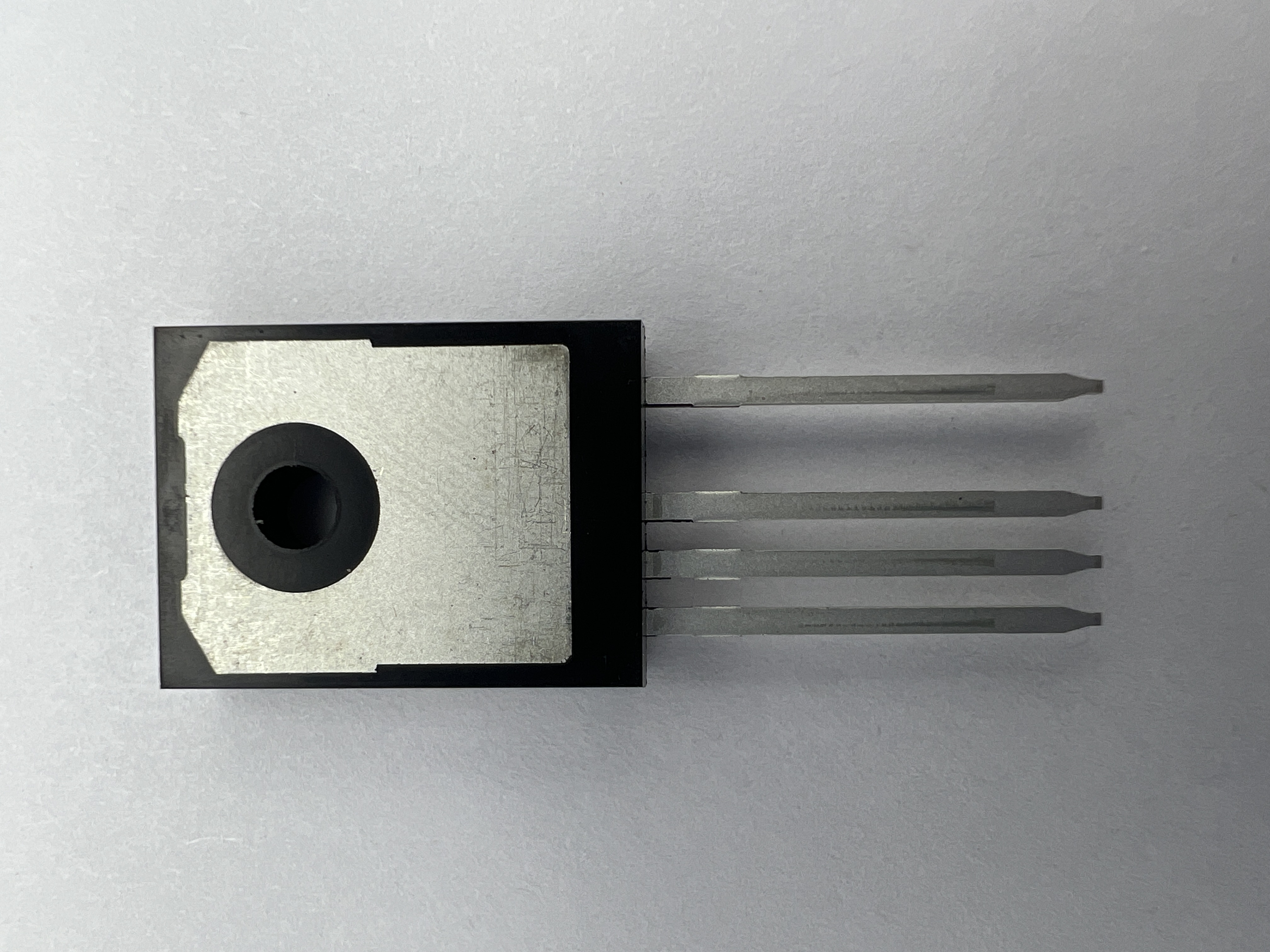 Транзистор IPZ60R017C7 (PG-TO 247-4) 60C7017