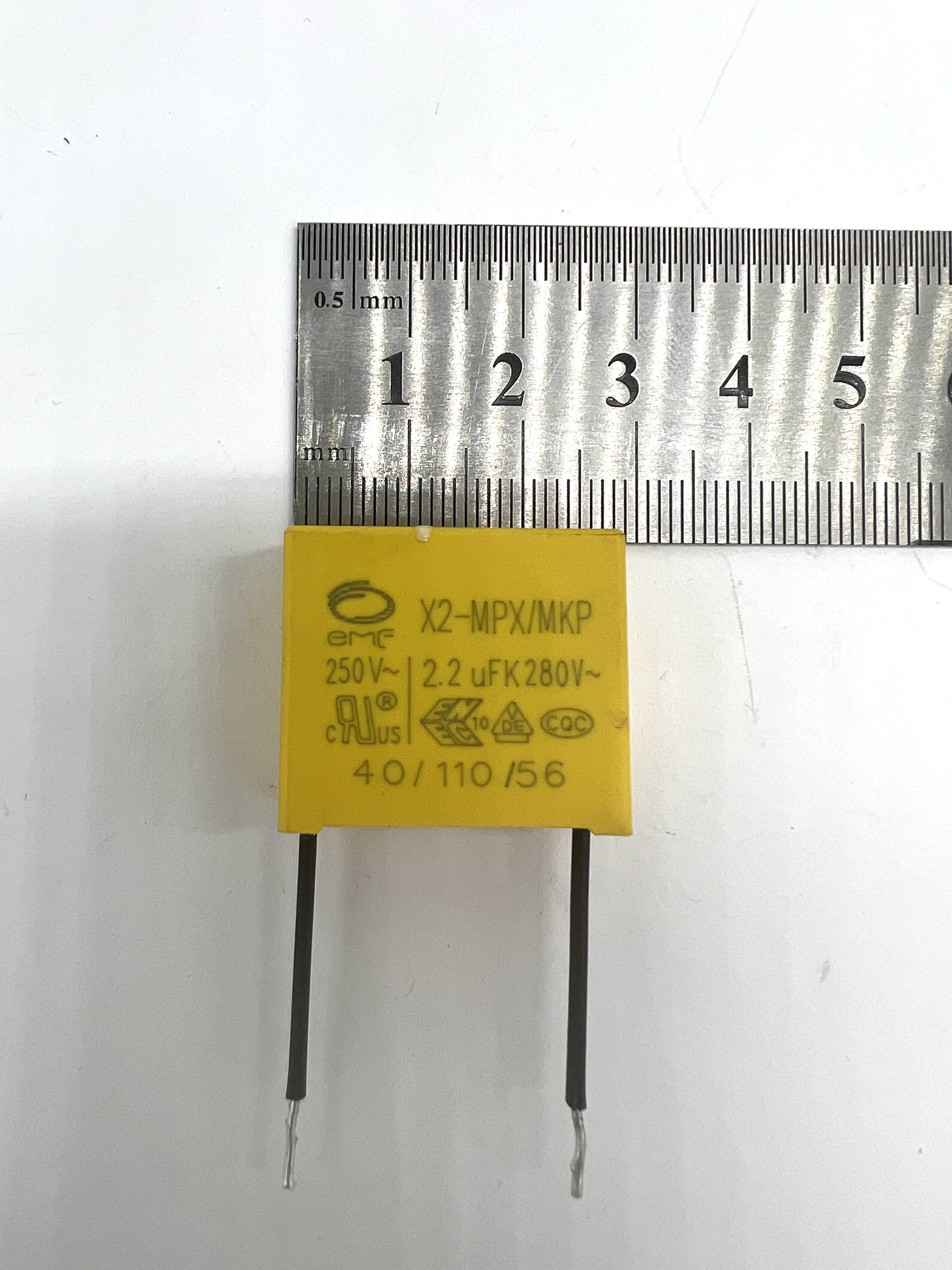 Конденсатор MKP 2.2uF K 310VAC