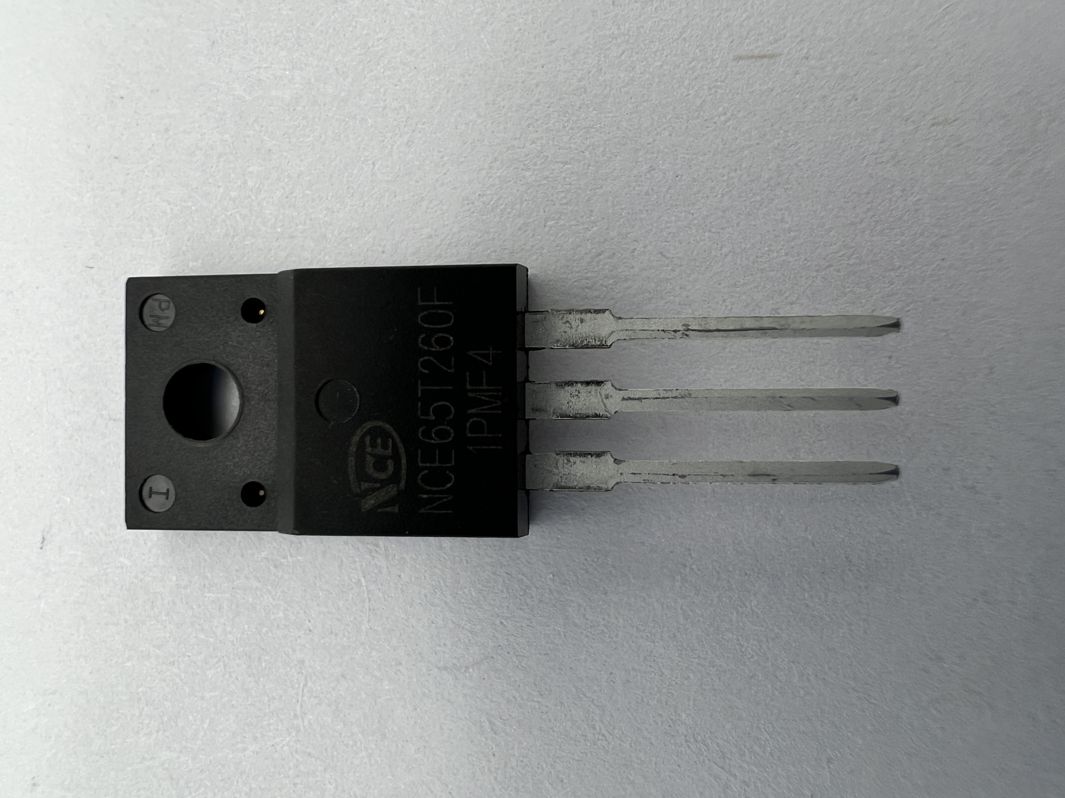 Транзистор NCE65T260F (TO-220F)