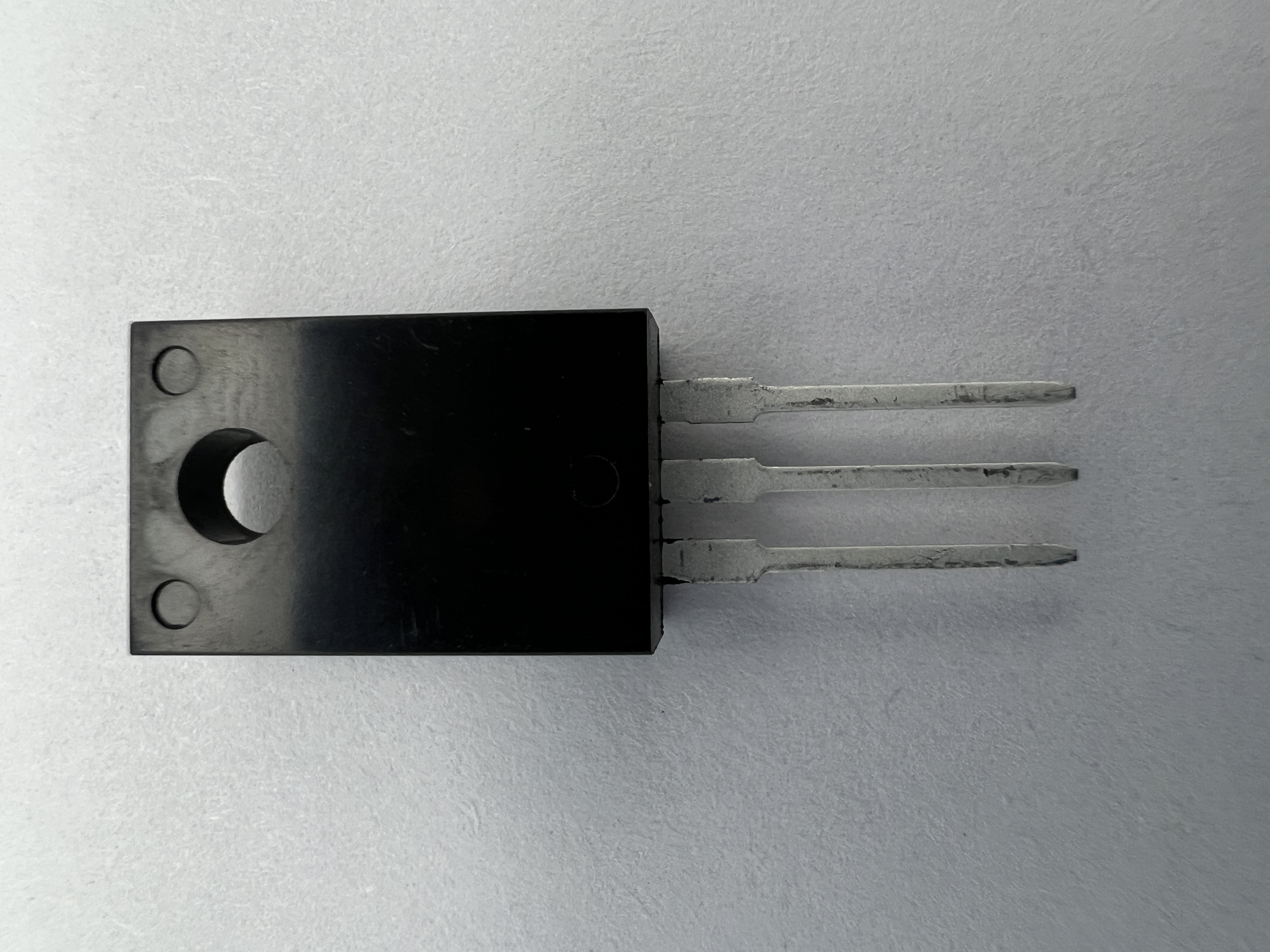 Транзистор NCE65T260F (TO-220F)