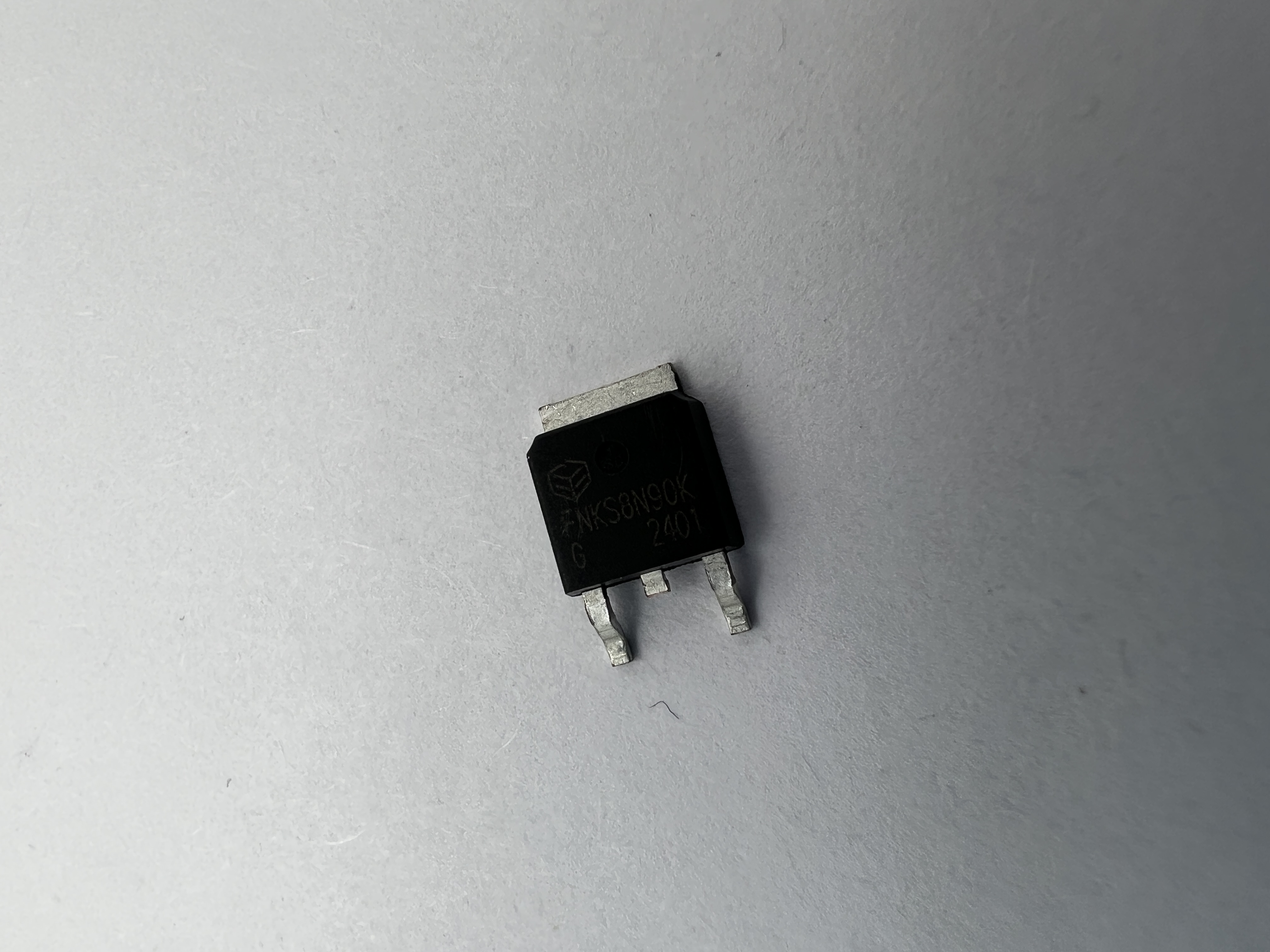 Транзистор FNKS8N90K (DPAK, TO-252)