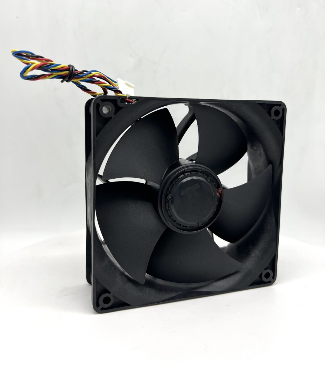 Кулер 120X120X38 мм, 6000 об., 12V, 1,65A, 4 pin., Mod:W12E12BS11B5-57 , UltraFlo, Nidec, Original — изображение 4