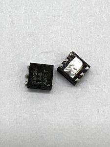 Cтабилизатор напряжения 1MGH148