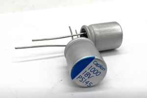 Конденсатор 18V 1000mF 10×12 PS145