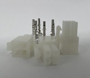 MF2x2F (DS1073-02-2×2-FCT6) Розетка на кабель 4,2мм 4 pin c контактами