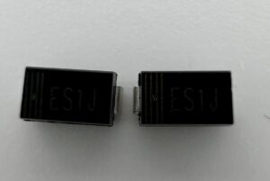 Диод SF18 (SMA) ES1J